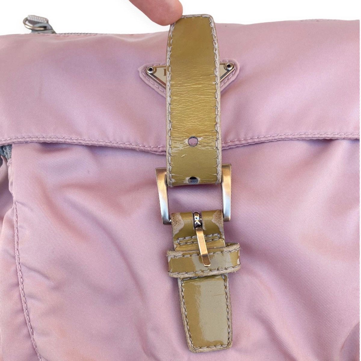 Prada Prada Light Pink Nylon Side Bag. Size ONE SIZE - 5 Thumbnail