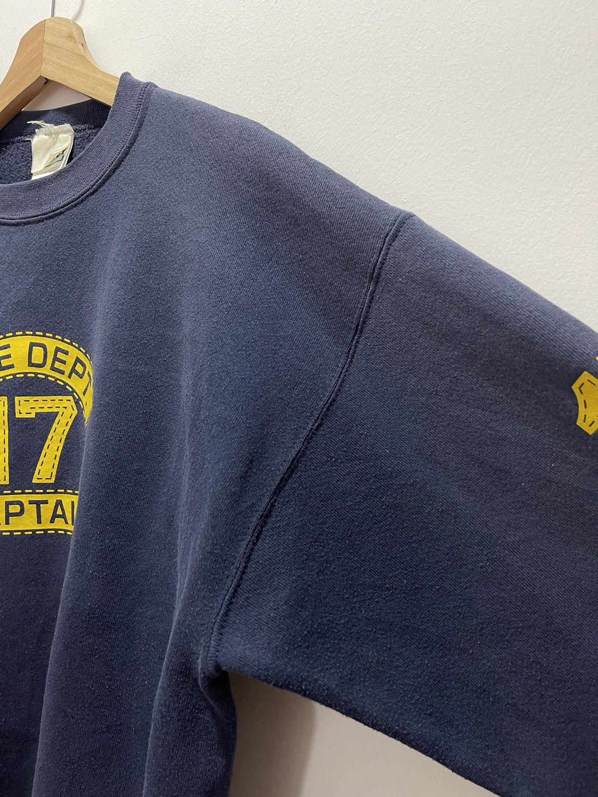 Tultex × Vintage VINTAGE FIRE DEPT CAPTAIN SPELLOUT SWEATSHIRT Size US L / EU 52-54 / 3 - 2 Thumbnail