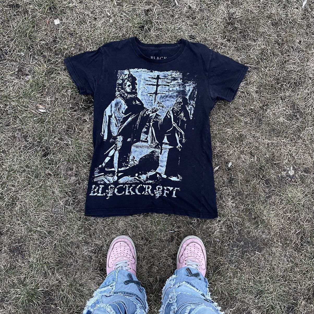 Vintage Vintage 90s Graphic Tee Dark Vamp Grunge Aesthetic Slim M Size US M / EU 48-50 / 2 - 1 Thumbnail
