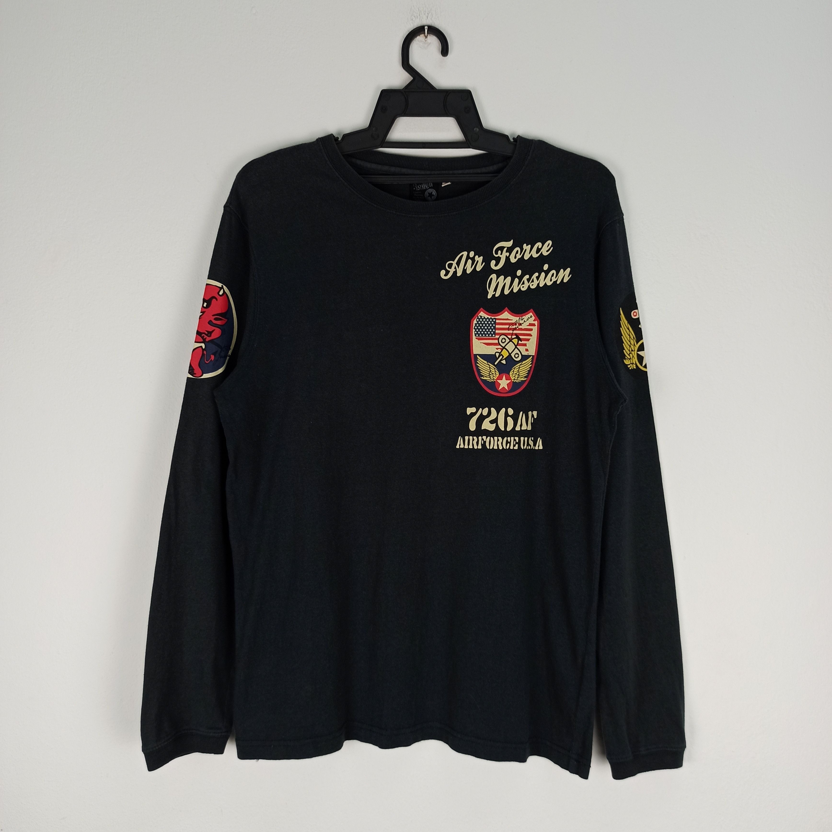 Japanese Brand Rare🔥 Rough Airforce Misson Lucky Devil Long Sleeve Tshirt Size US M / EU 48-50 / 2 - 5 Thumbnail