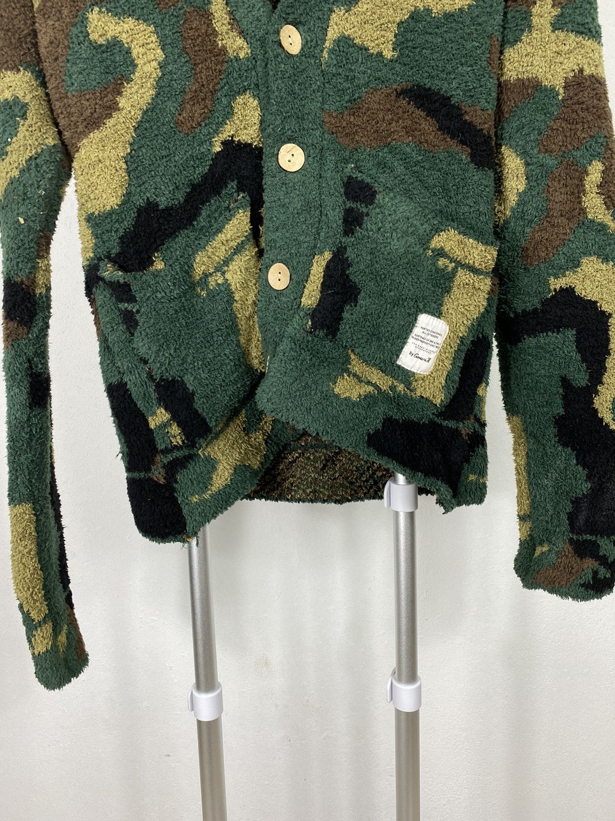 Cavari A Fleece Button Jacket Camo Design
