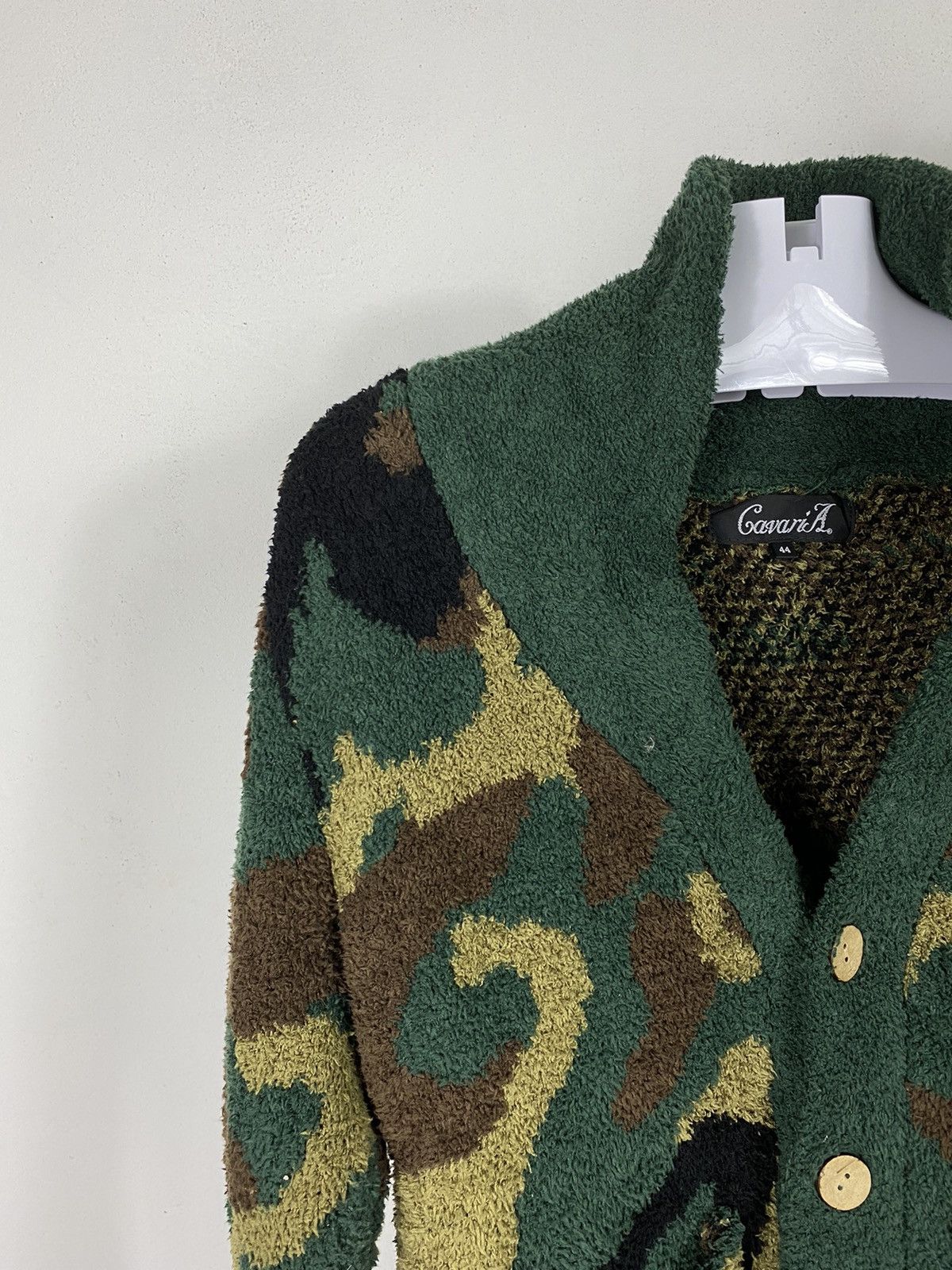 Cavari A Fleece Button Jacket Camo Design
