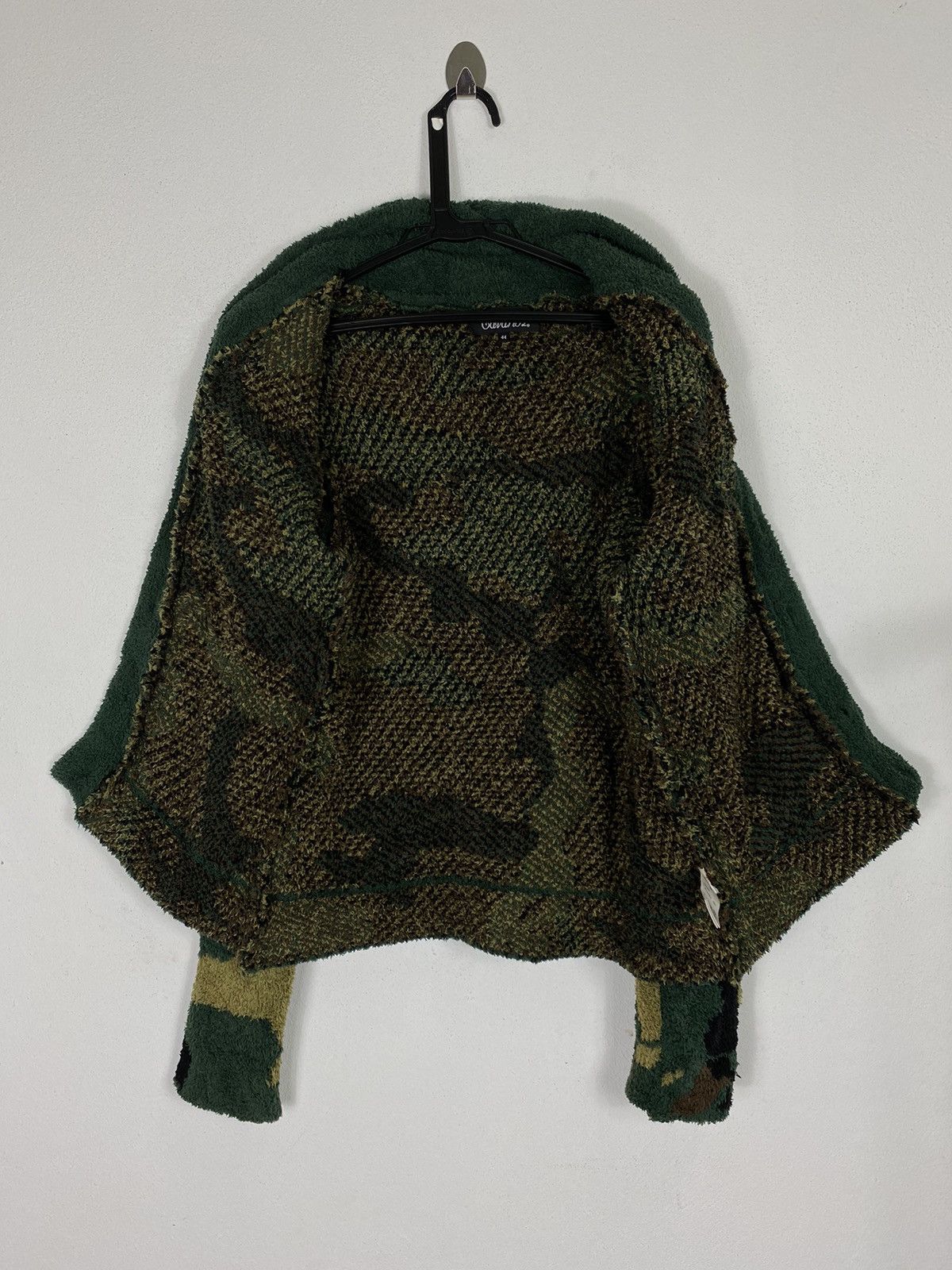 Cavari A Fleece Button Jacket Camo Design