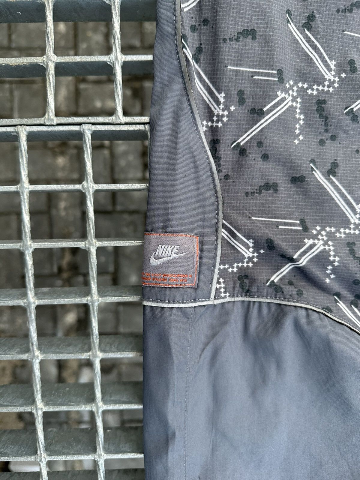 Nike Vintage Nike Track Pants Size US 30 / EU 46 - 8 Thumbnail