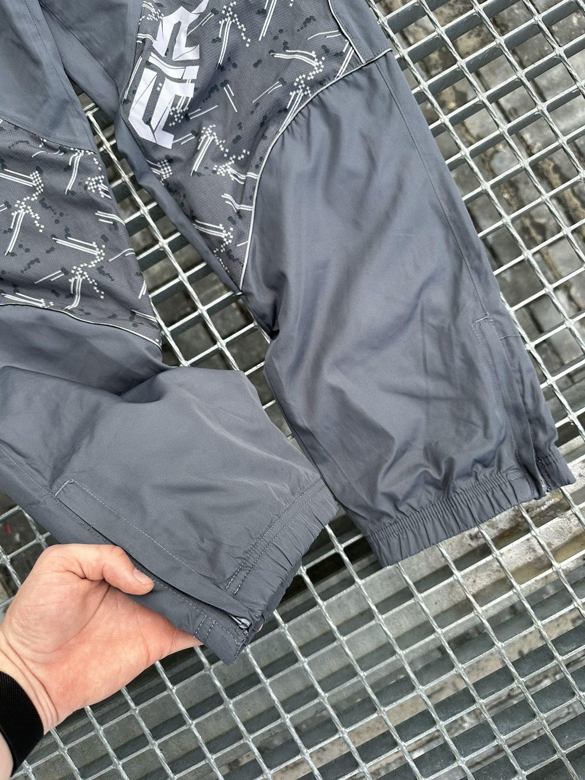 Nike Vintage Nike Track Pants Size US 30 / EU 46 - 10 Thumbnail