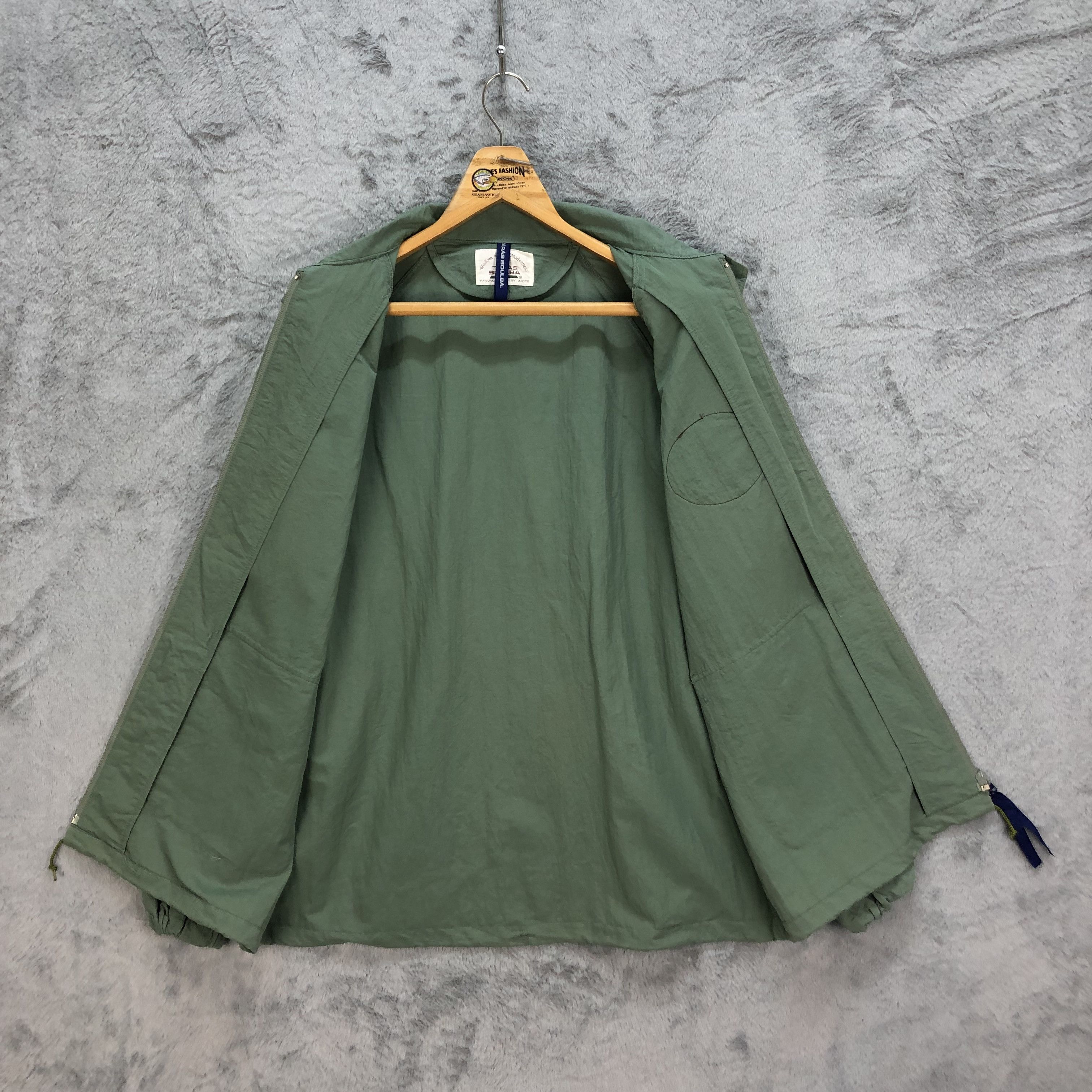 Asics WISDOM OF WILDNESS TARAS BOULBA LIGHT JACKET #5240-181 Size US L / EU 52-54 / 3 - 8 Thumbnail