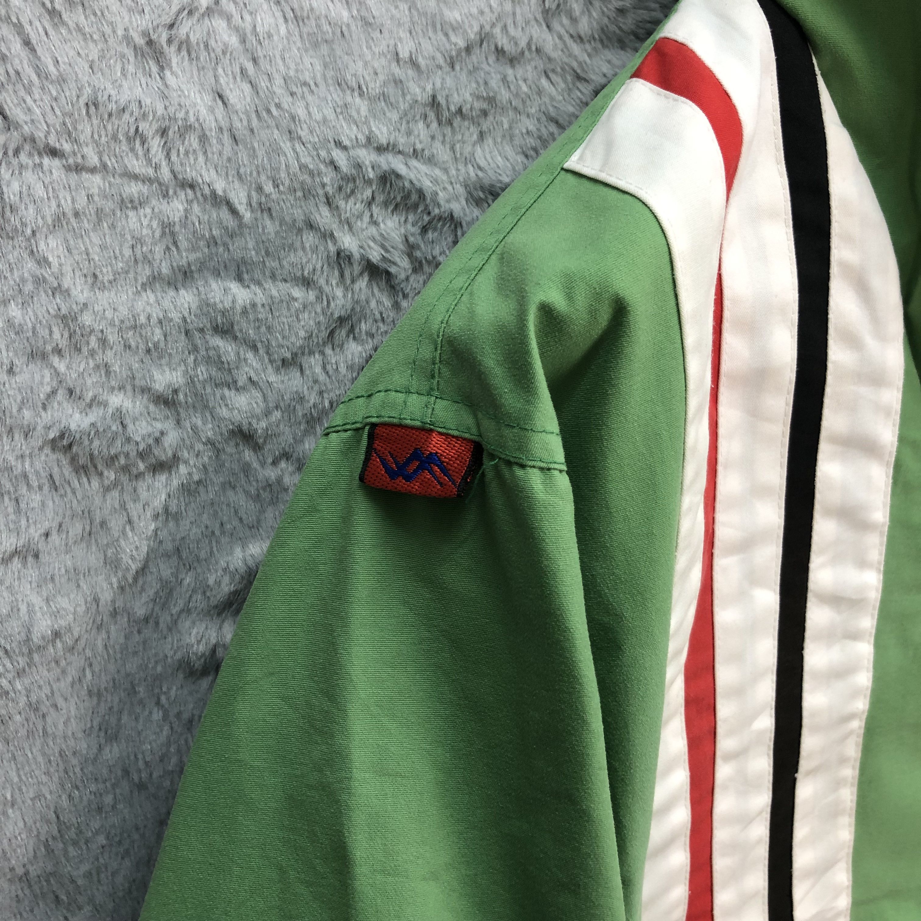 Other THE SNOWBOARD SHOP Ski Jacket Skiwear #5168-177 Size US S / EU 44-46 / 1 - 8 Thumbnail