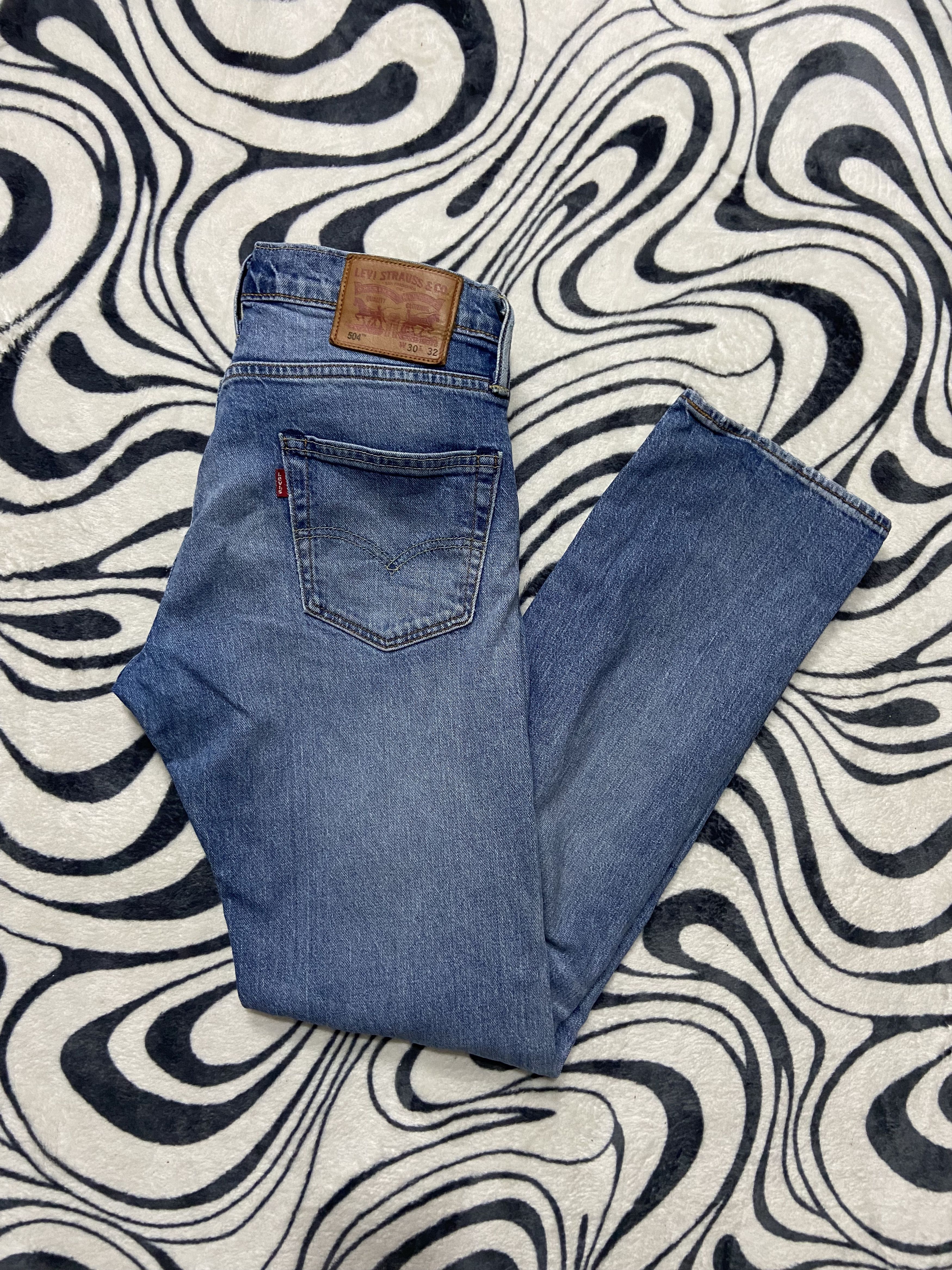 Levi's Levi's 504 Mens Denim Pants Jeans Size US 30 / EU 46 - 1 Thumbnail