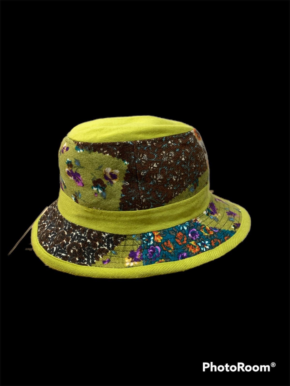 Other FLORAL PATCHES PRINTED HAT Size ONE SIZE - 4 Thumbnail