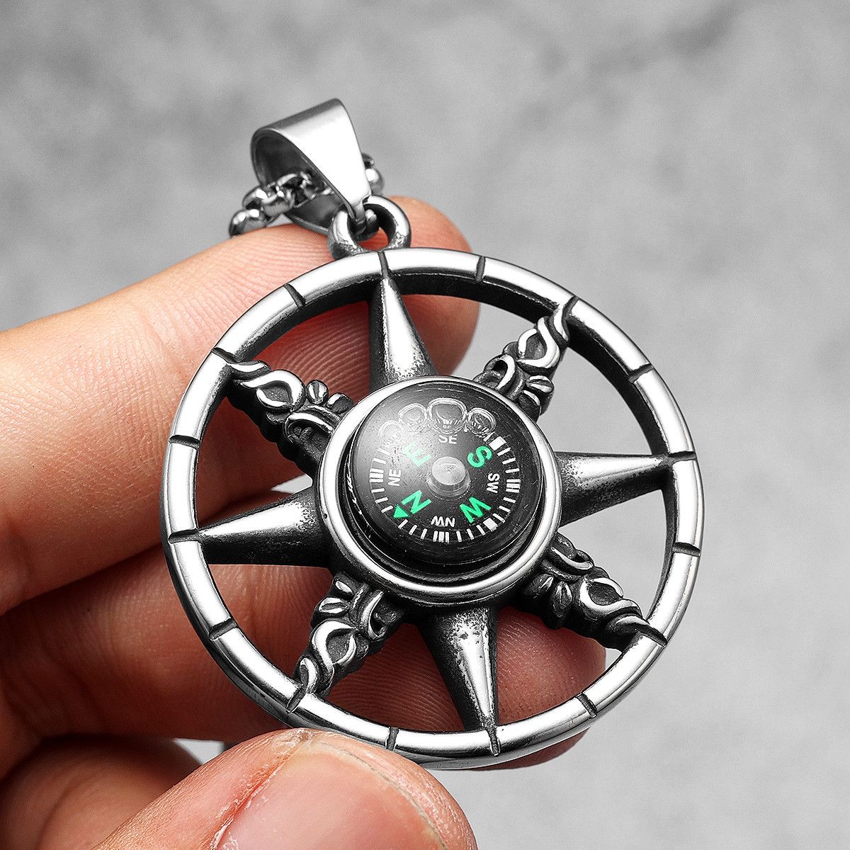 Jewelry 316L Stainless Steel Compass Pendant Necklace Size ONE SIZE - 3 Thumbnail
