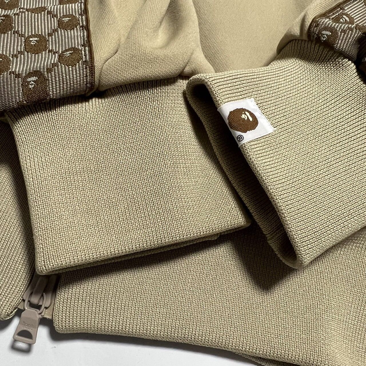 Bape BAPE jersey light brown Size US L / EU 52-54 / 3 - 2 Thumbnail