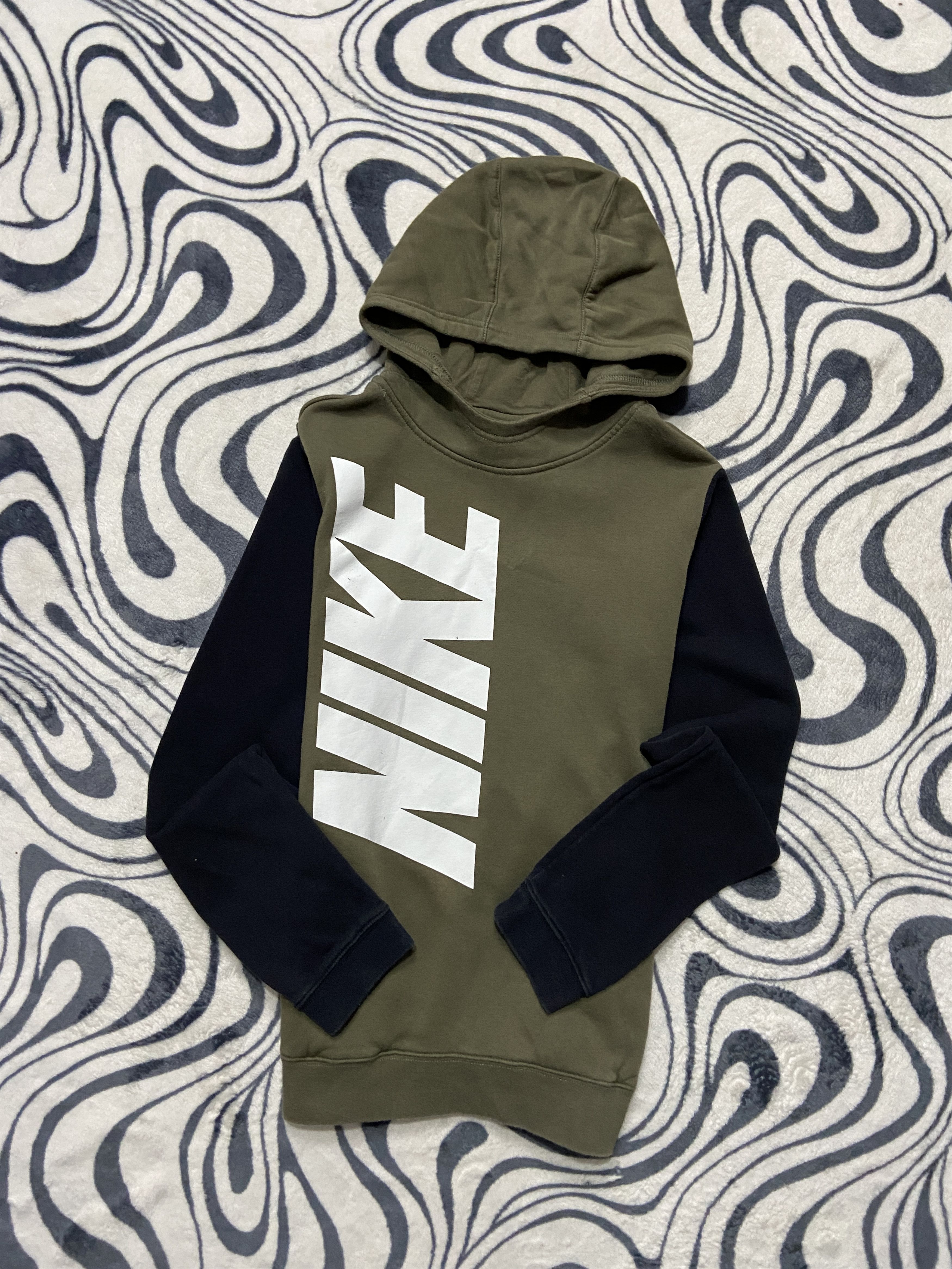 Nike × Vintage Nike Vintage Mens Hoodie Size US S / EU 44-46 / 1 - 1 Thumbnail