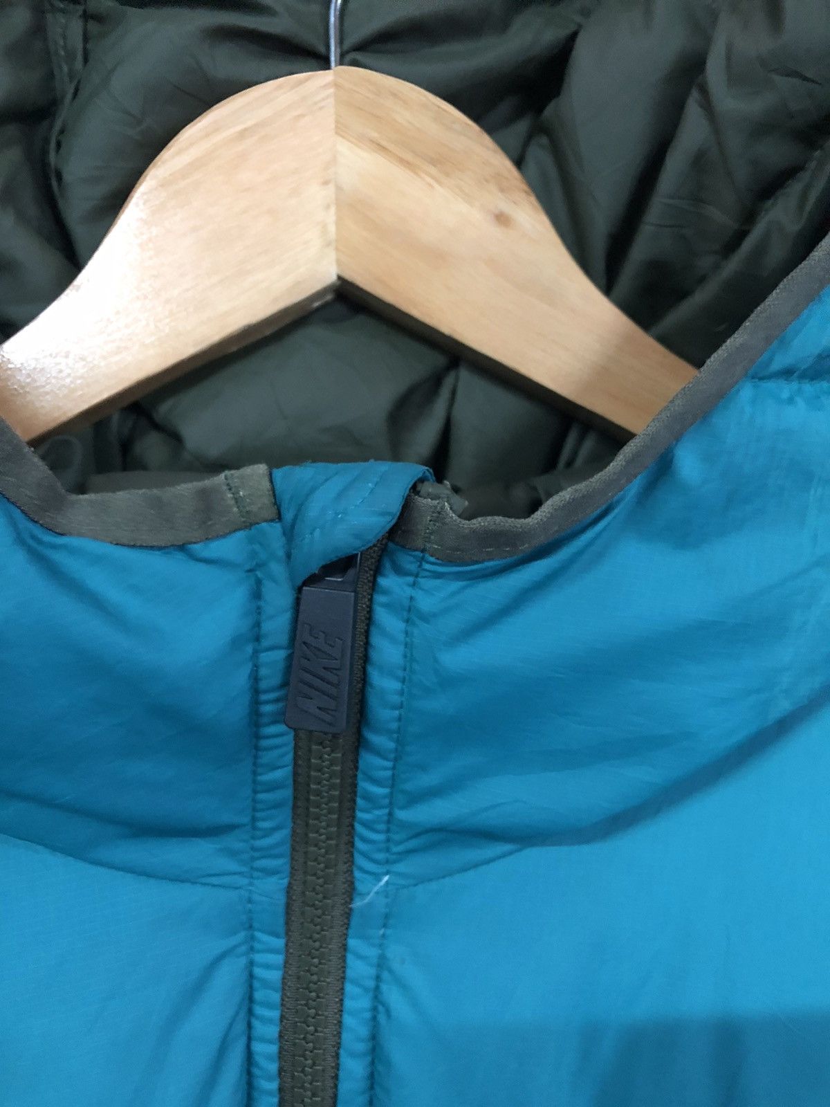 Nike Nike Small Swoosh Puffer Jacket Nice Colour Size US XL / EU 56 / 4 - 7 Thumbnail