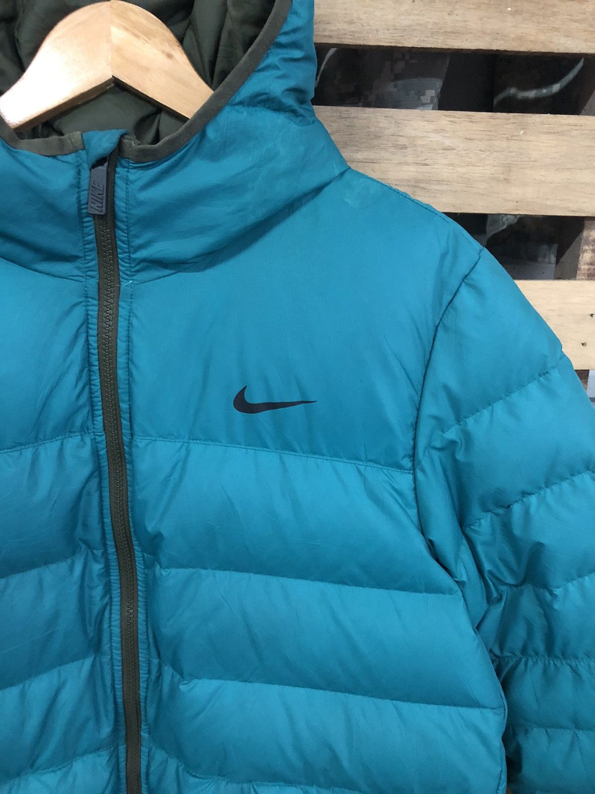 Nike Nike Small Swoosh Puffer Jacket Nice Colour Size US XL / EU 56 / 4 - 5 Thumbnail