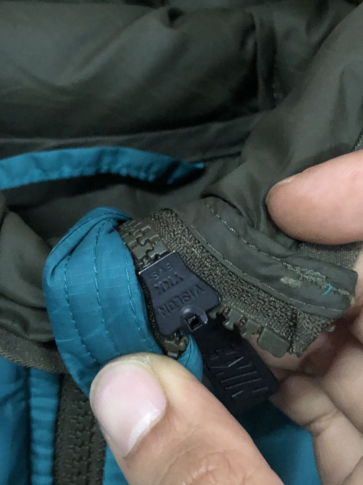 Nike Nike Small Swoosh Puffer Jacket Nice Colour Size US XL / EU 56 / 4 - 9 Thumbnail
