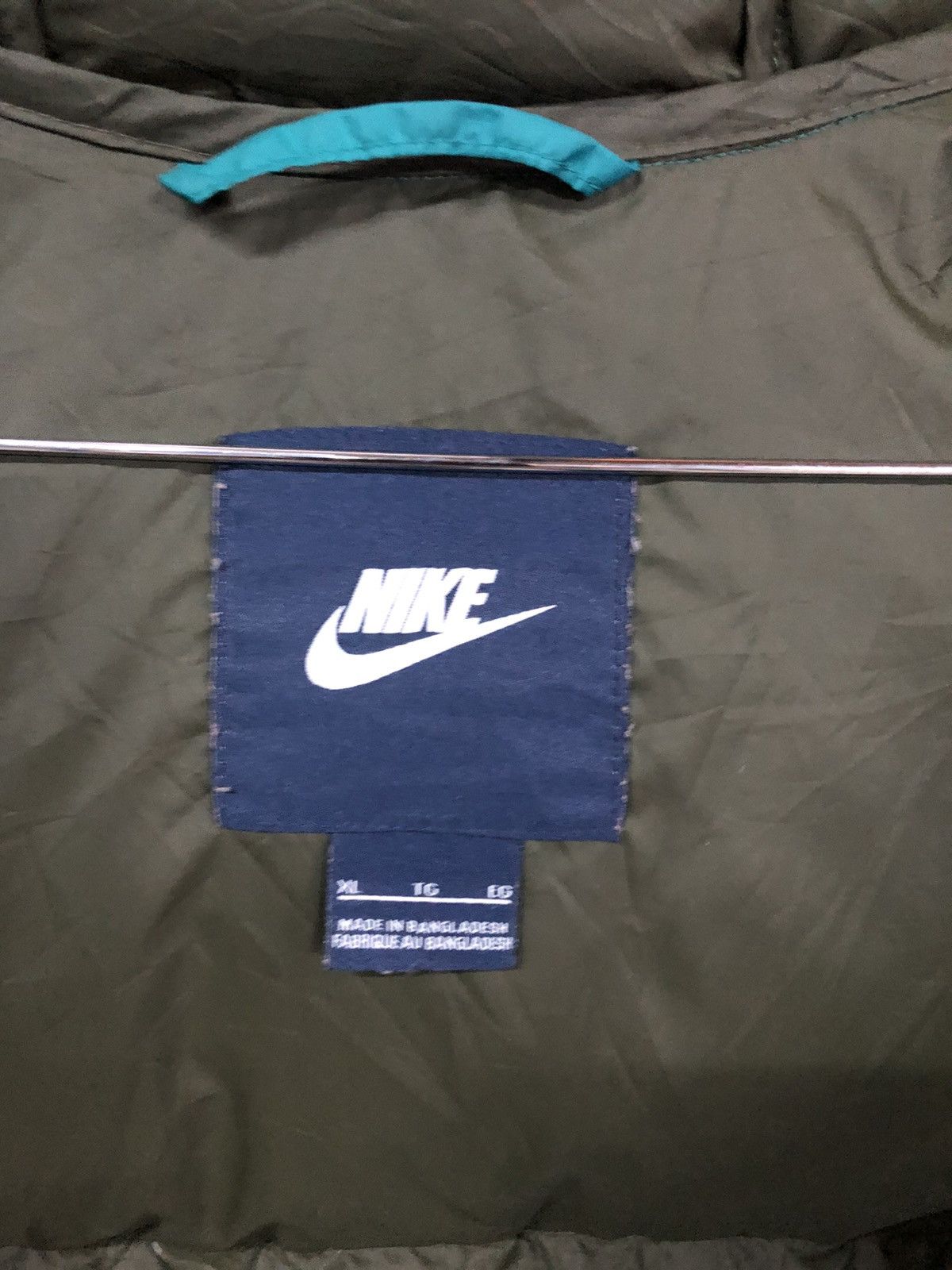 Nike Nike Small Swoosh Puffer Jacket Nice Colour Size US XL / EU 56 / 4 - 10 Thumbnail