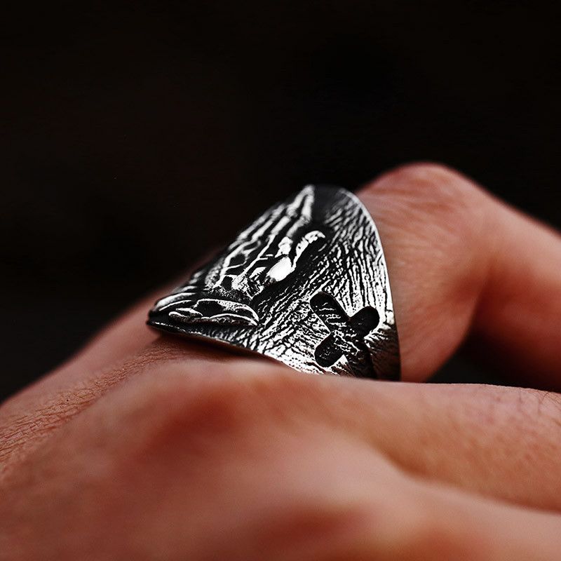 Jewelry Vintage Unique Praying Hand Ring Size ONE SIZE - 3 Thumbnail