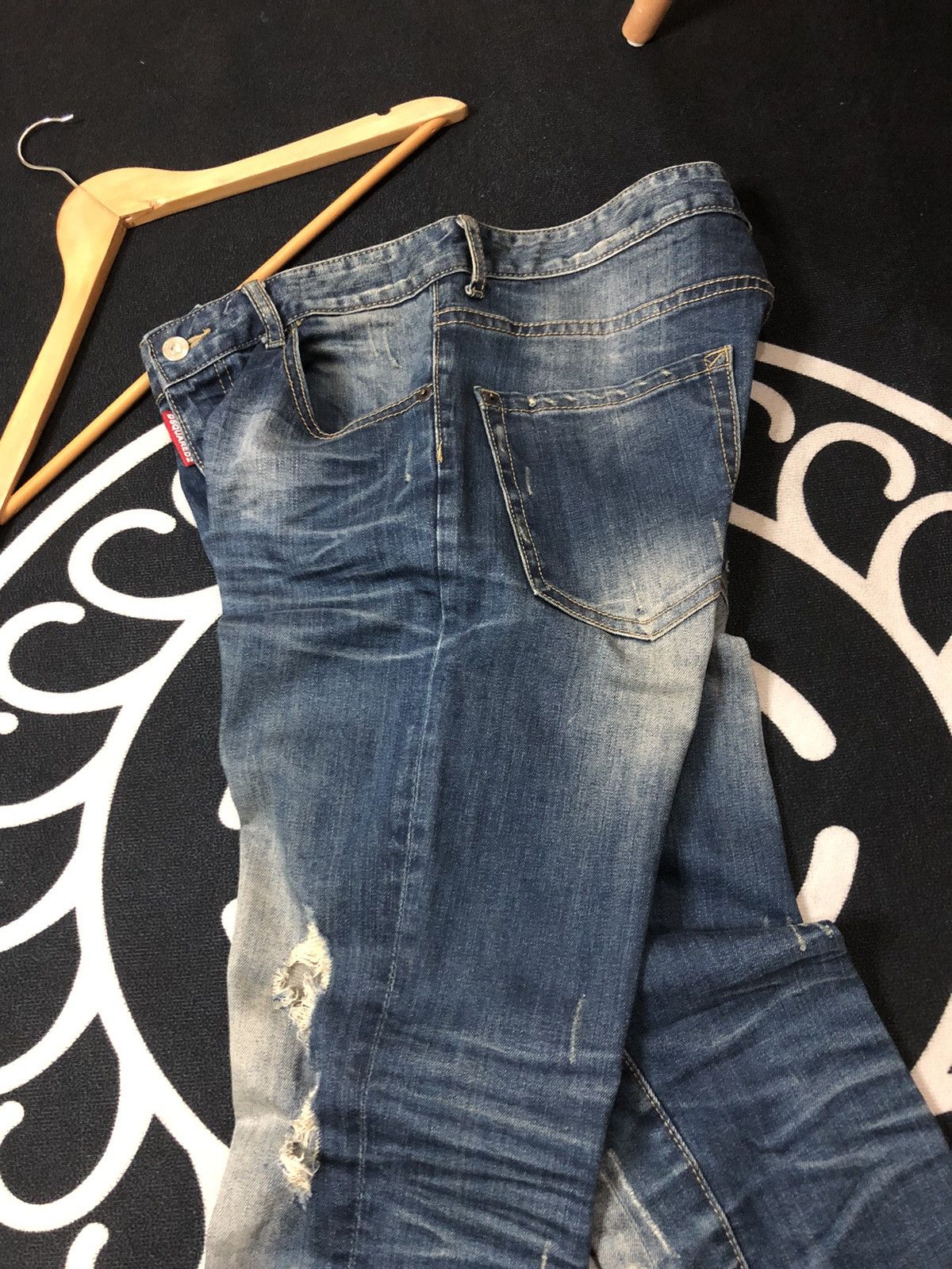 Dsquared2 VINTAGE DSQUARED2 DISTRESSED DENIM JEANS Size US 31 - 13 Thumbnail