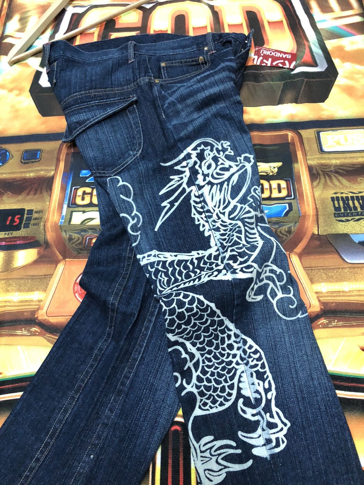 Japanese Brand VINTAGE JAPANESE SUKAJAN BIG DRAGON PRINTED DENIM JEANS Size US 32 / EU 48 - 2 Thumbnail