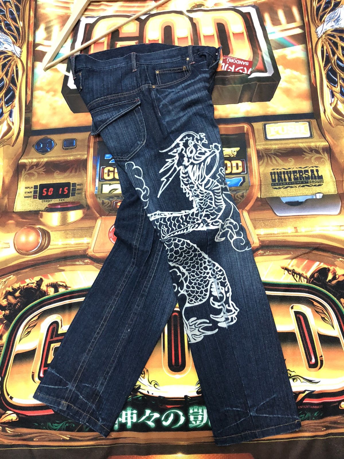 Japanese Brand VINTAGE JAPANESE SUKAJAN BIG DRAGON PRINTED DENIM JEANS Size US 32 / EU 48 - 1 Thumbnail