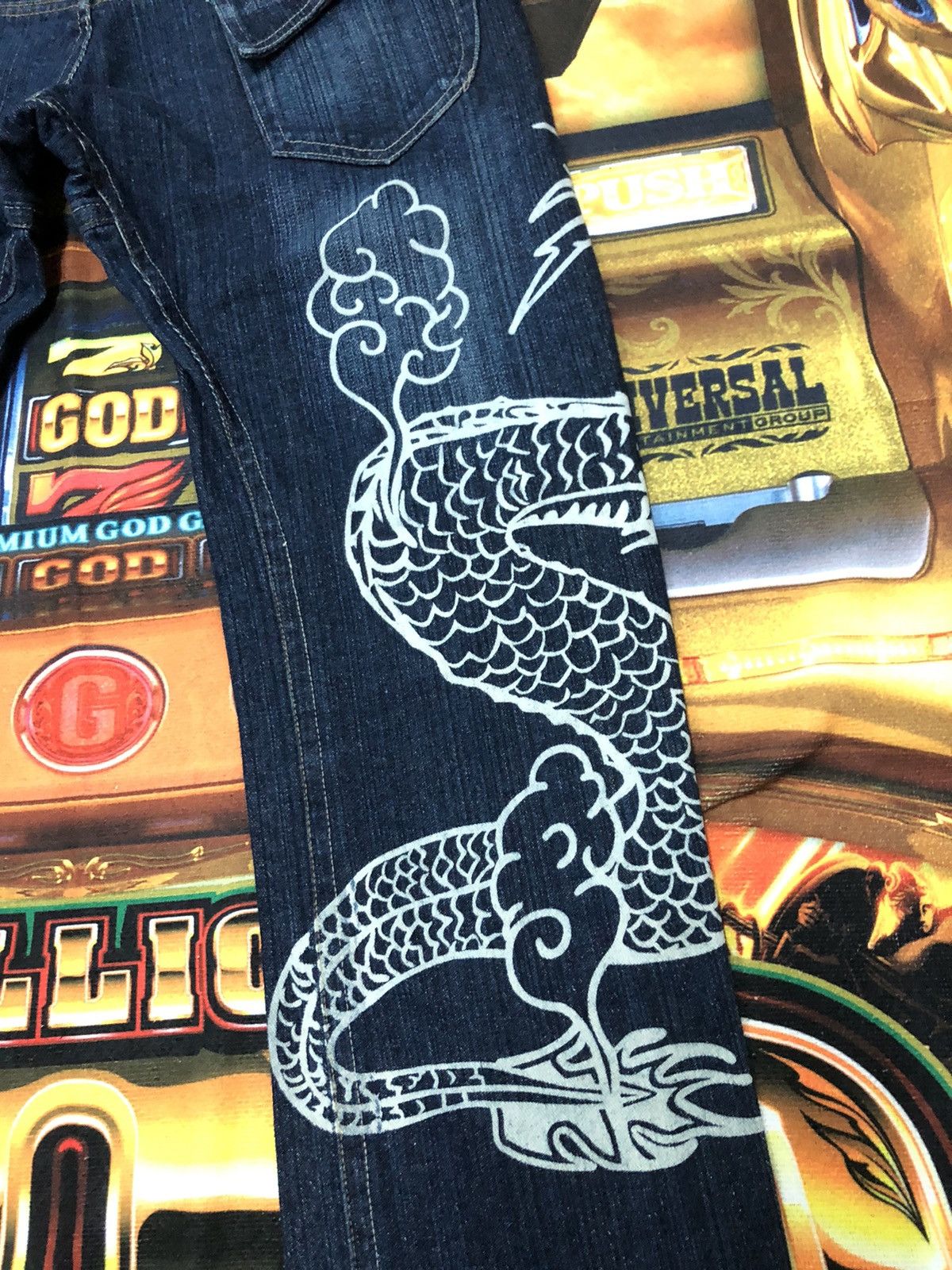Japanese Brand VINTAGE JAPANESE SUKAJAN BIG DRAGON PRINTED DENIM JEANS Size US 32 / EU 48 - 11 Thumbnail
