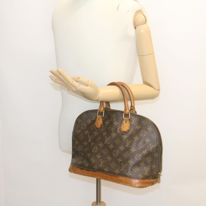 Louis-Vuitton-Monogram-Alma-Hand-Bag-M51130