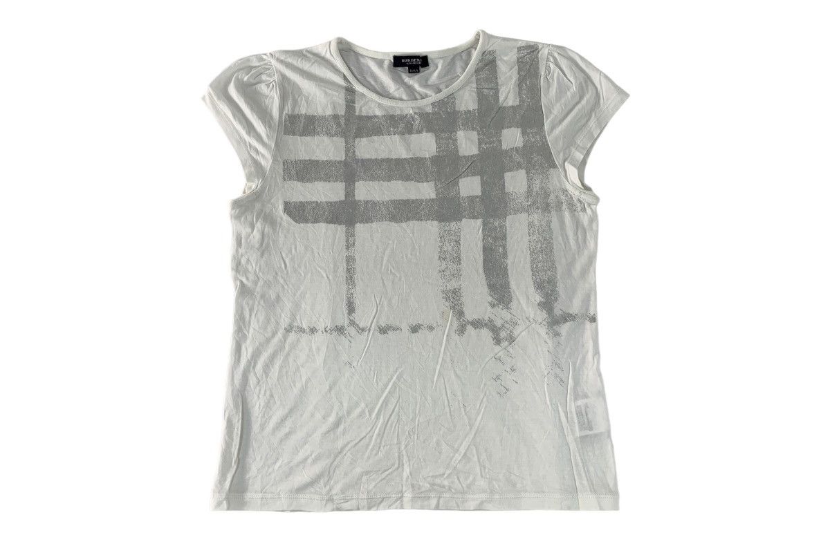 Burberry Burberry London Nova Check Monogram Crewneck Tee Size S / US 4 / IT 40 - 1 Thumbnail