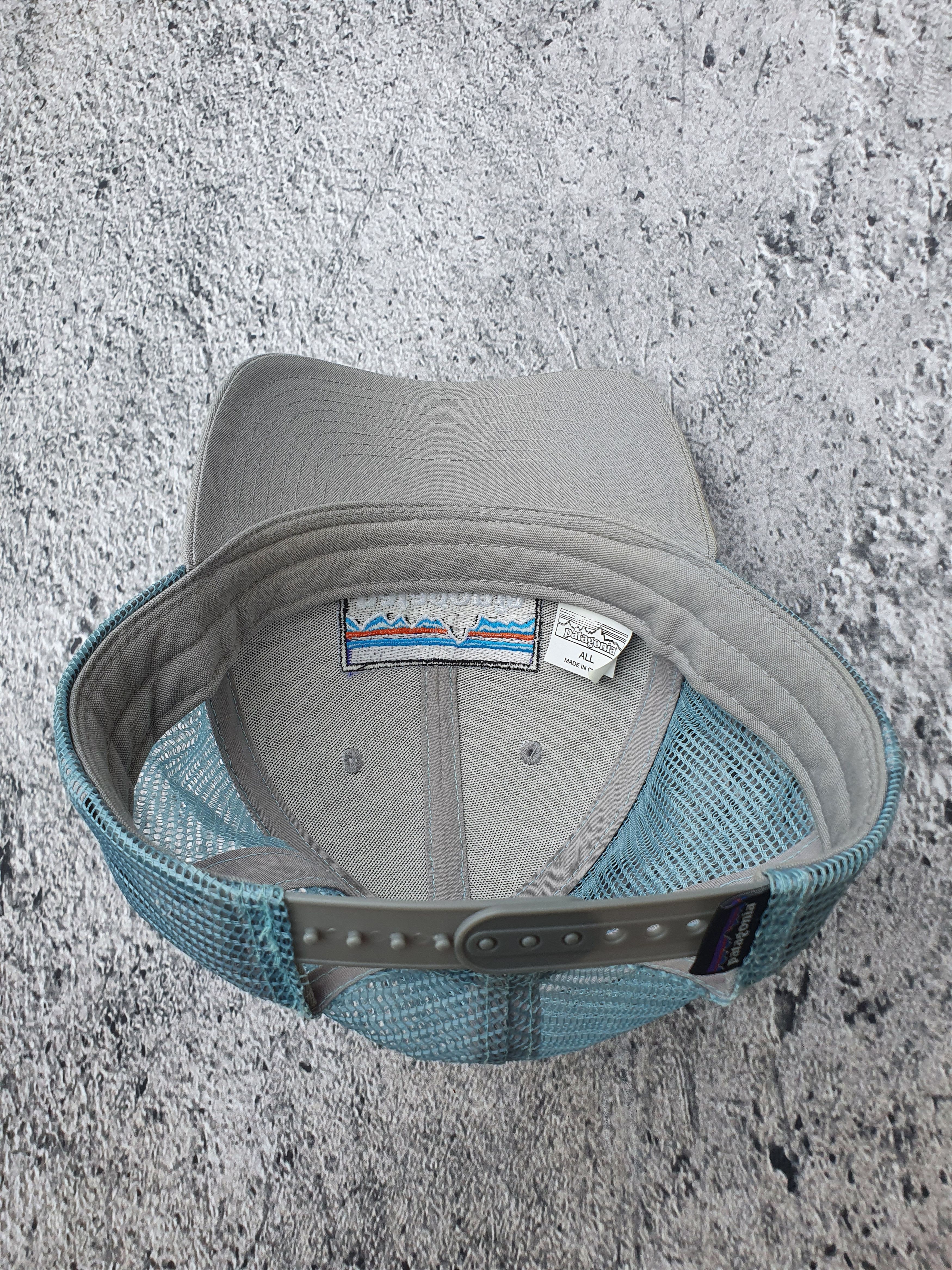 Patagonia Patagonia mesh snap back trucker hat embroidered logo Size ONE SIZE - 8 Thumbnail