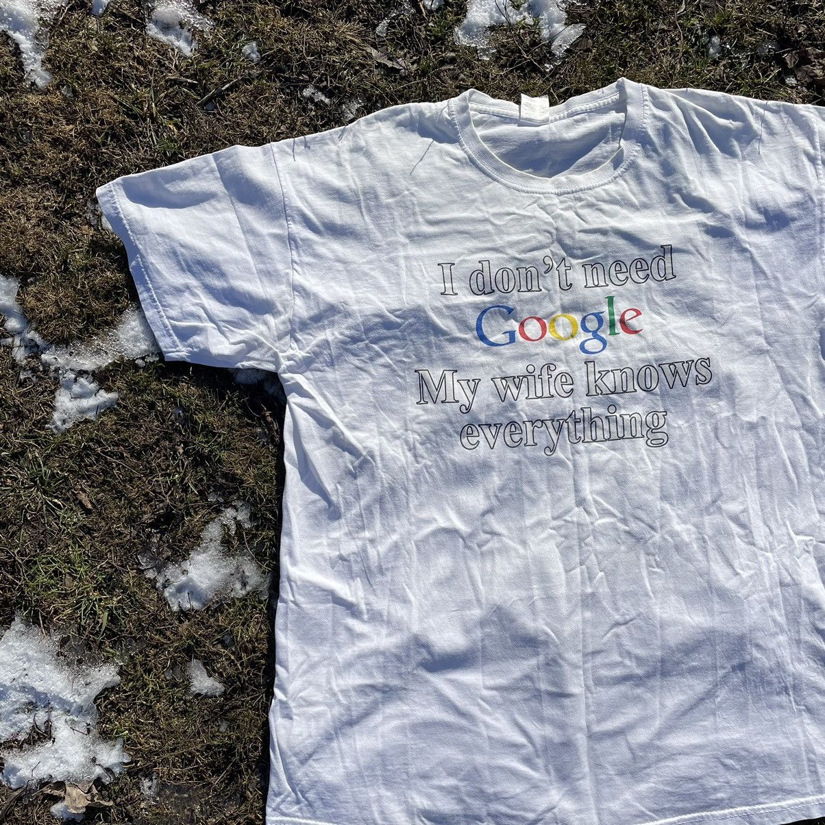 Vintage Vintage Y2K Sun Faded Graphic Tee Grunge Punk Skate Slim XL Size US XL / EU 56 / 4 - 5 Thumbnail