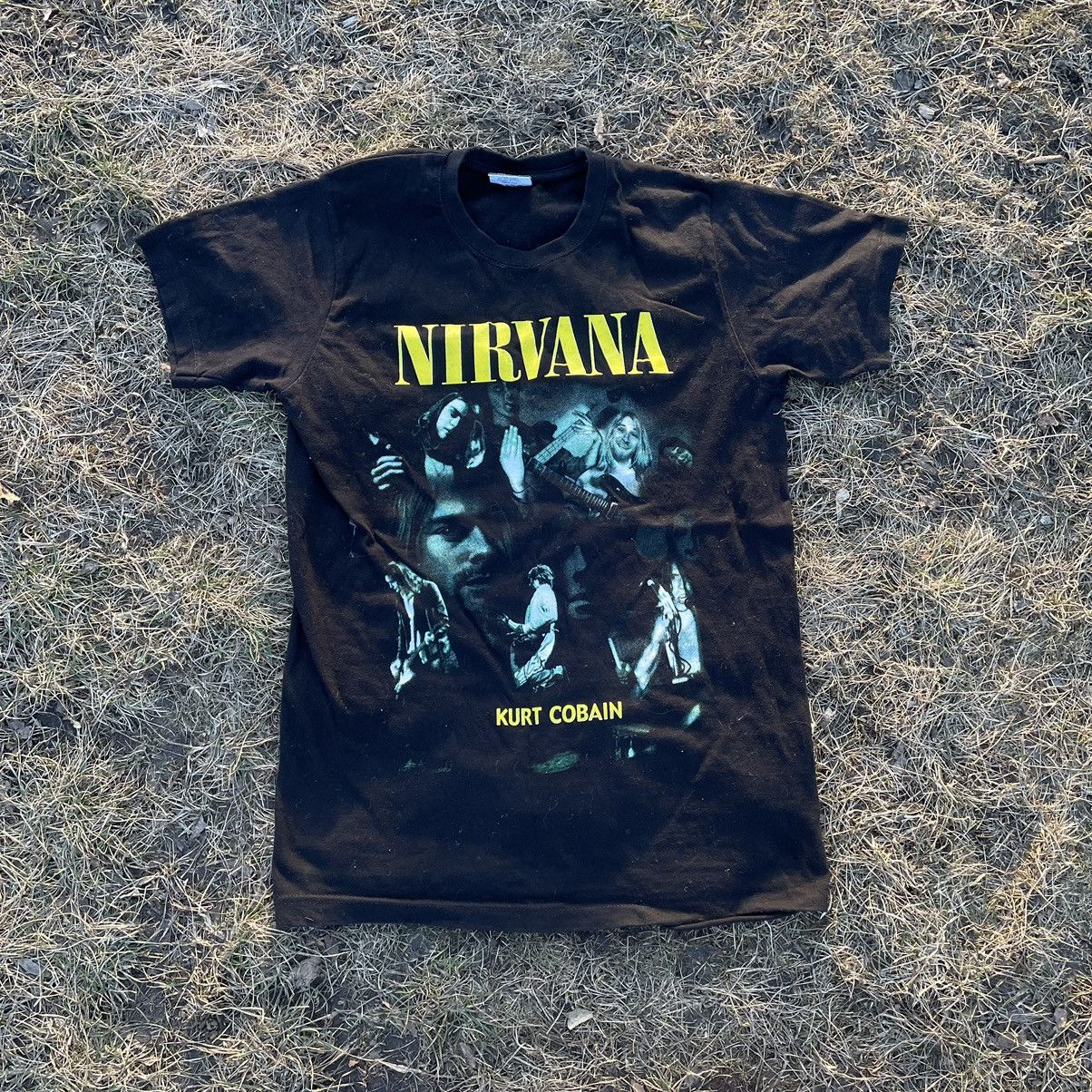 Vintage Vintage 90s Nirvana Kurt Cobain Band Tee Grunge Bleached M Size US M / EU 48-50 / 2 - 1 Thumbnail