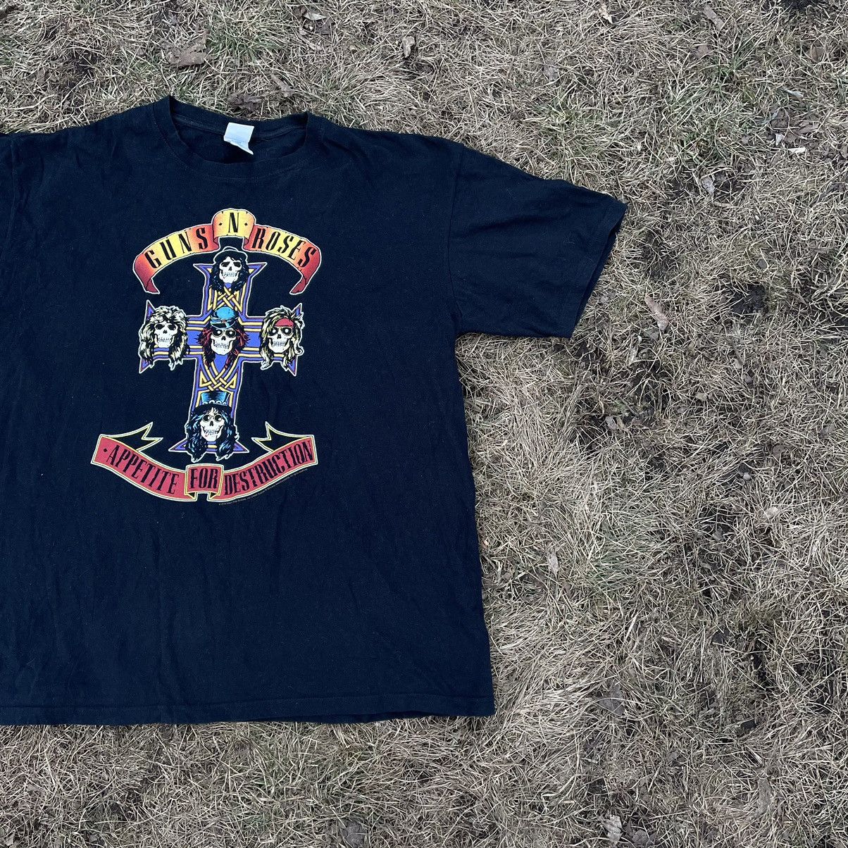 Vintage Vintage 90s Guns N Roses Graphic Tee Band Grunge Cropped XL Size US XL / EU 56 / 4 - 3 Thumbnail