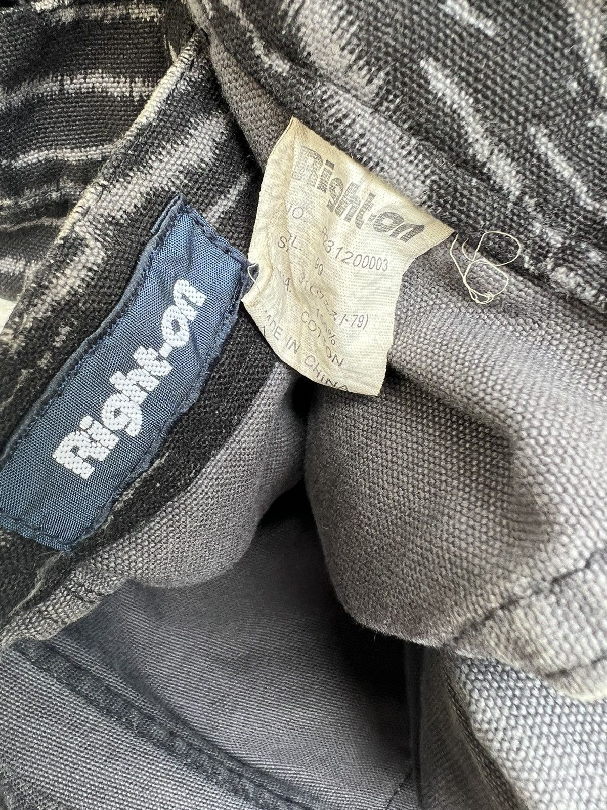 Vintage Vintage RIGHT-ON Japan Black Tiger Stripes Camo Fatigue Pant Size US 31 - 20 Thumbnail