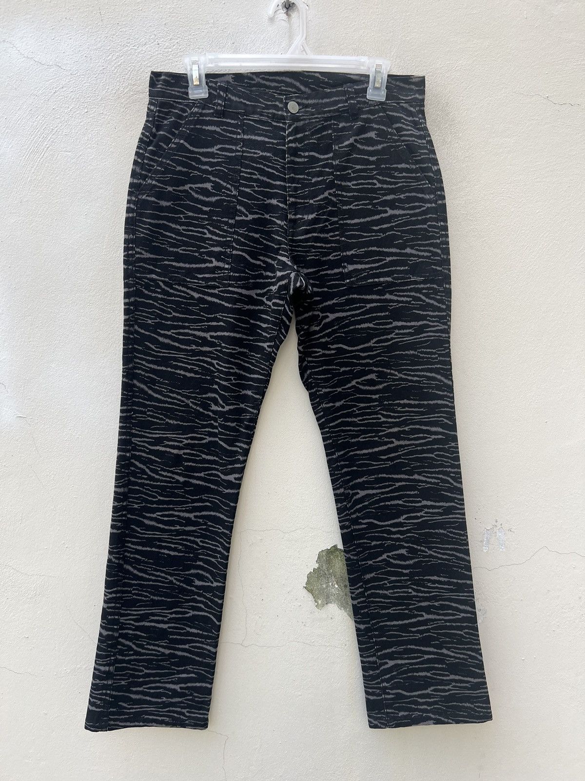 Vintage Vintage RIGHT-ON Japan Black Tiger Stripes Camo Fatigue Pant Size US 31 - 6 Thumbnail