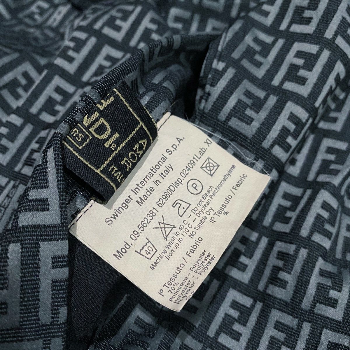 Fendi Vintage Fendi Zucca Reversible Jacket Size US M / EU 48-50 / 2 - 10 Thumbnail
