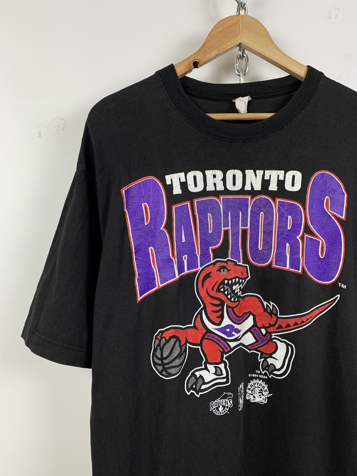 NBA 1994 Vintage Toronto Raptors NBA T-Shirt Size US XL / EU 56 / 4 - 3 Thumbnail