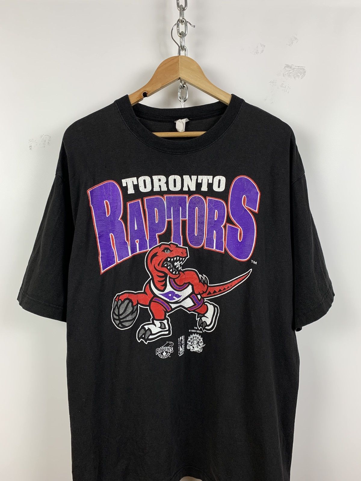 NBA 1994 Vintage Toronto Raptors NBA T-Shirt Size US XL / EU 56 / 4 - 2 Thumbnail
