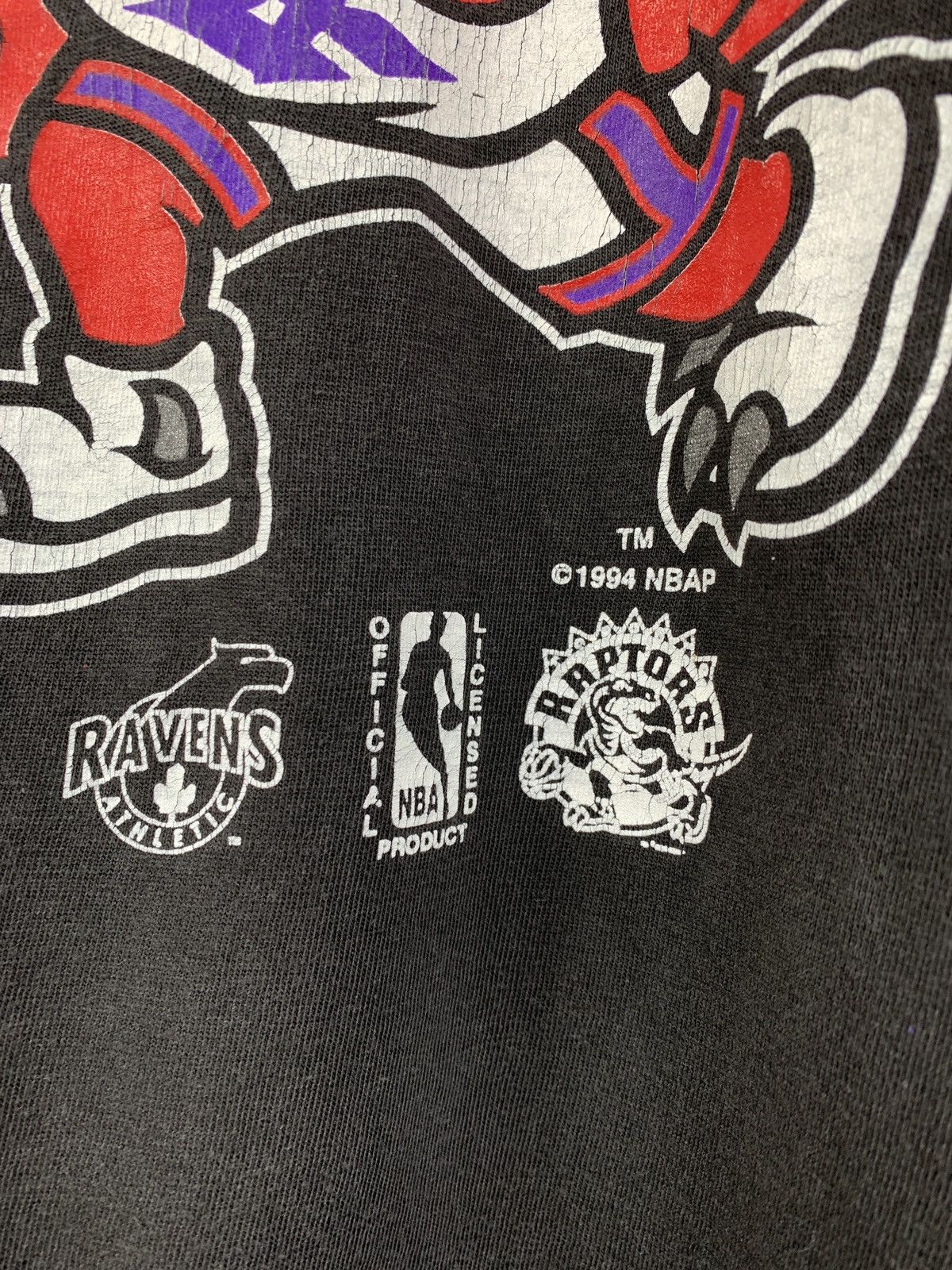 NBA 1994 Vintage Toronto Raptors NBA T-Shirt Size US XL / EU 56 / 4 - 7 Thumbnail