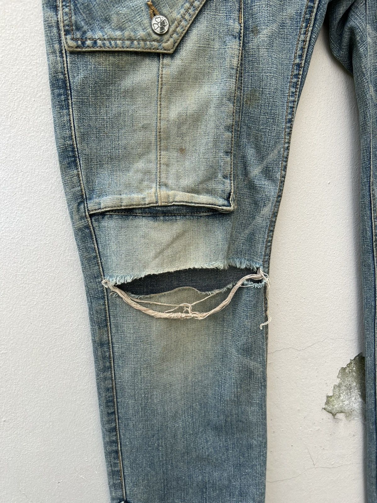 Vintage Vintage Ozone Rocks Japan Ripped Cargo Denim Trashed Jeans Size US 31 - 10 Thumbnail