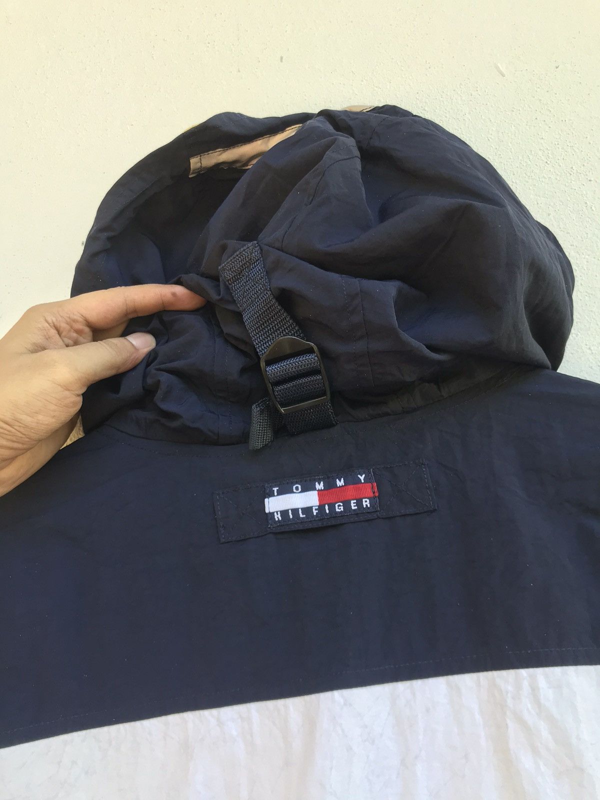 Tommy Hilfiger × Vintage Vintage 90s Tommy Hilfiger USA Big Logo Windbreaker Size US L / EU 52-54 / 3 - 20 Thumbnail