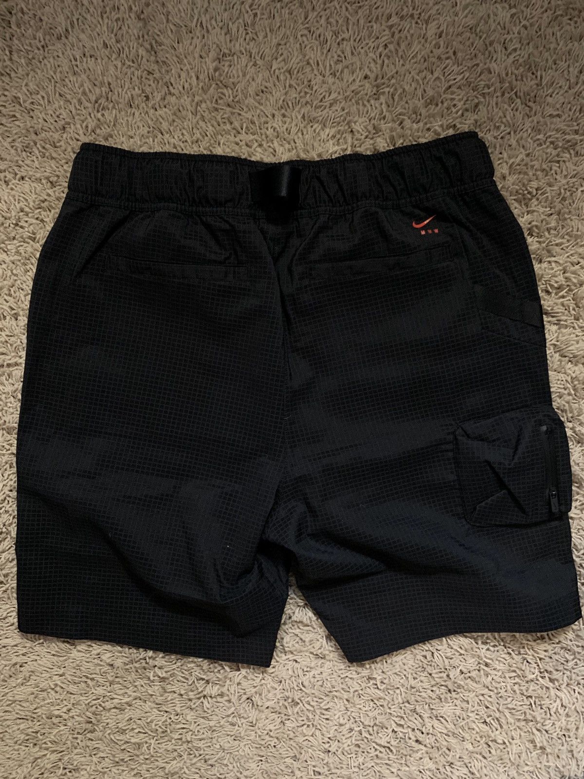 Alyx × MMW × Nike Nike MMW Hybrid 2 in 1 Shorts Size Small Size US 29 - 4 Thumbnail