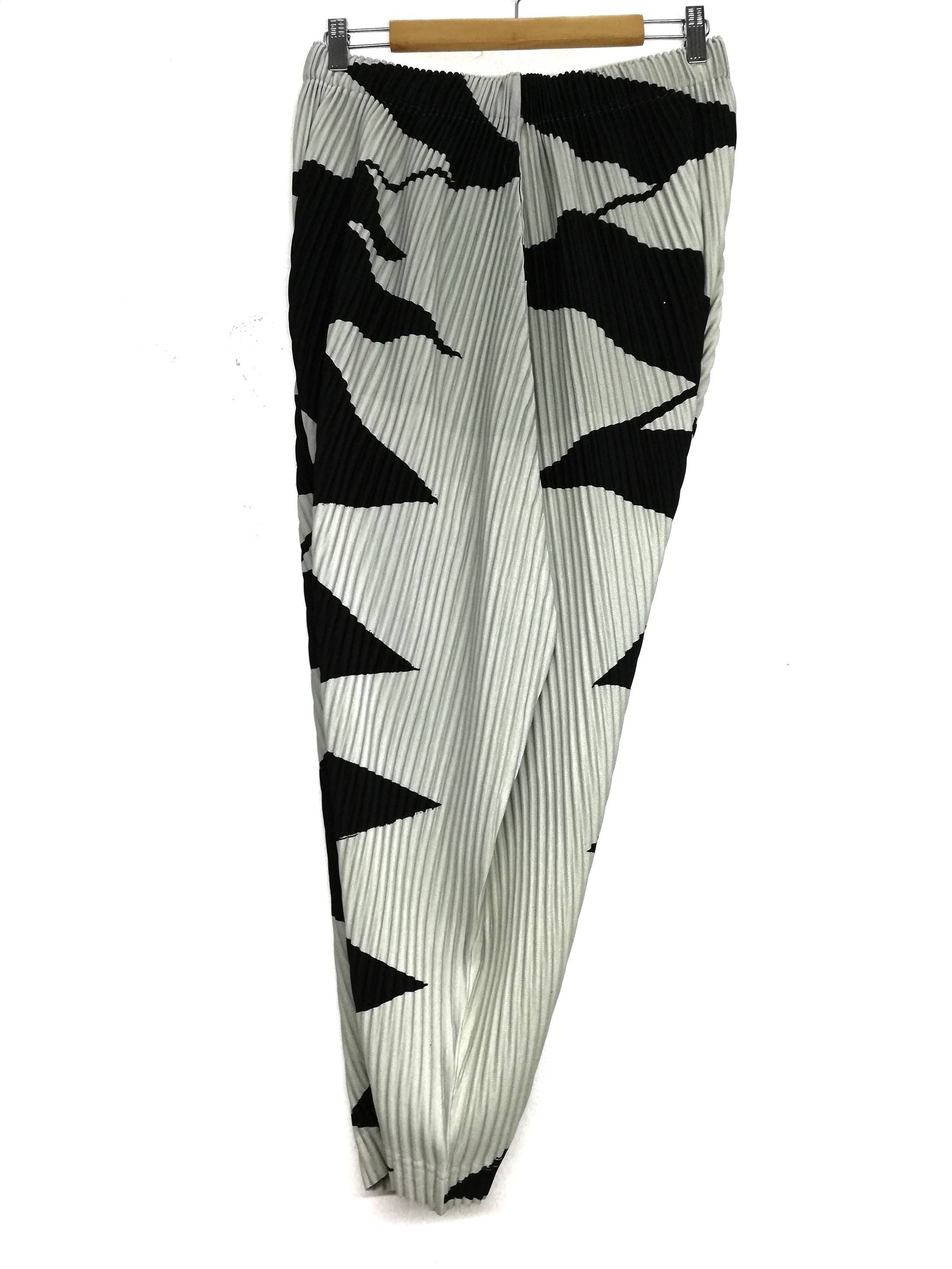 Issey Miyake 🔥Sample Archival Iconic Pleated Balloon Trousers Pants🔥 Size US 32 / EU 48 - 5 Thumbnail