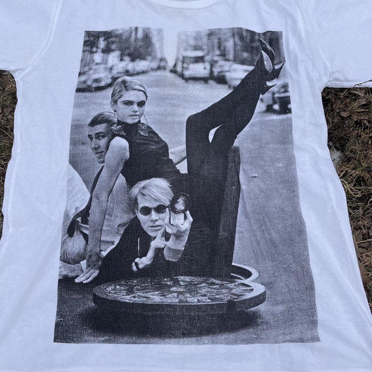 Vintage Vintage Y2K Graphic Tee Sun Faded Streetwear Photography M Size US M / EU 48-50 / 2 - 4 Thumbnail