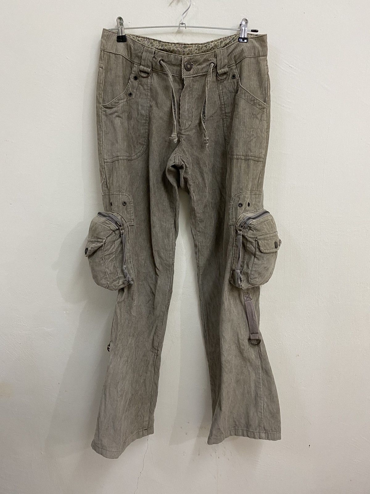 Other 🔥RARE Japanese Brand Corduroy Cargo Pants Size US 31 - 3 Thumbnail