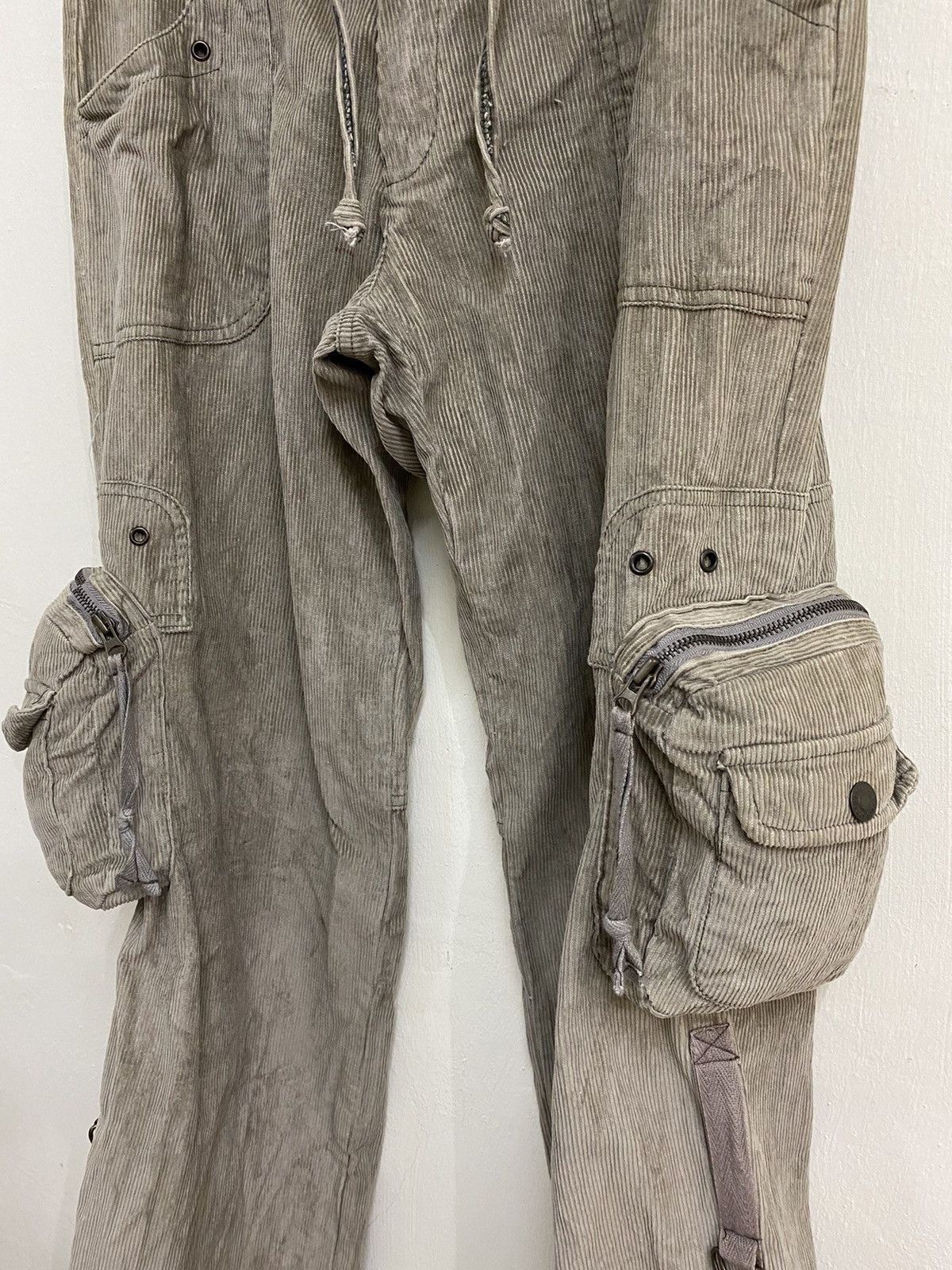 Other 🔥RARE Japanese Brand Corduroy Cargo Pants Size US 31 - 5 Thumbnail
