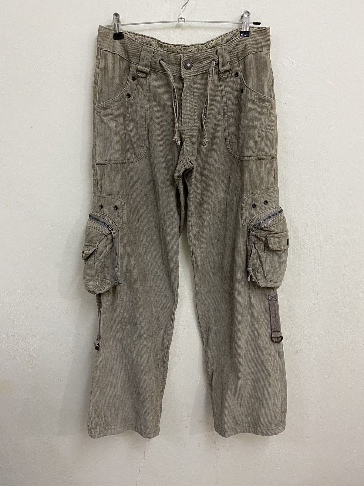 Other 🔥RARE Japanese Brand Corduroy Cargo Pants Size US 31 - 1 Thumbnail