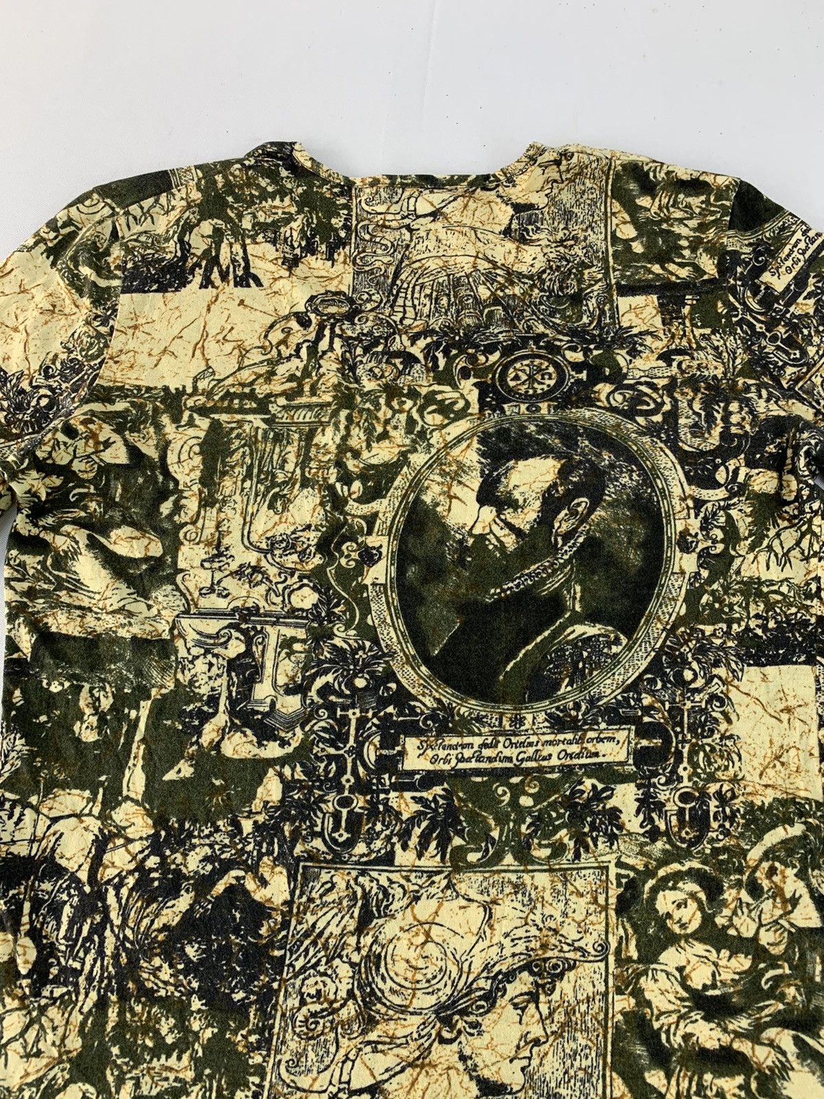 Native 90s Japanese Brand Casadella Baroque Art Over Printed Tee Size XS / US 0-2 / IT 36-38 - 5 Thumbnail