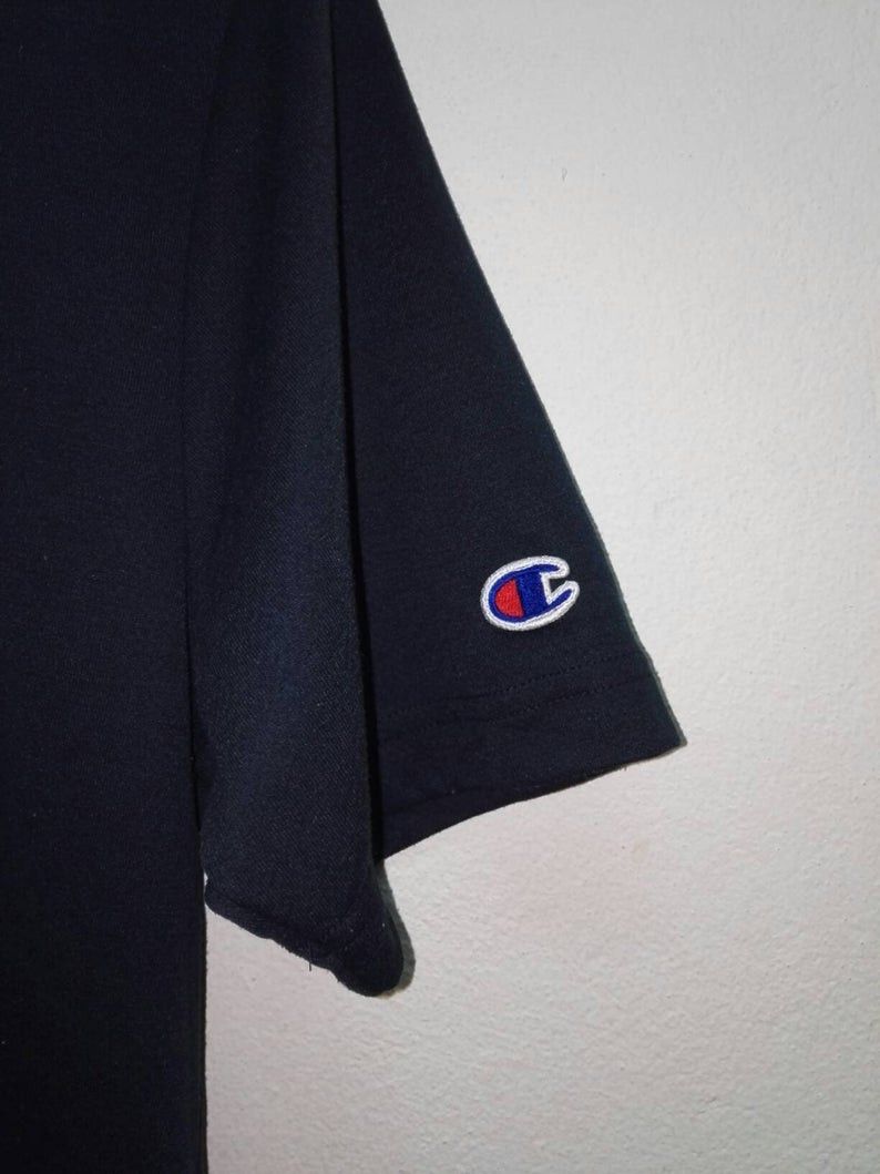 Champion 🔥STEALS🔥 Champion Big Logo Tshirt Saiz Medium Size US M / EU 48-50 / 2 - 3 Thumbnail