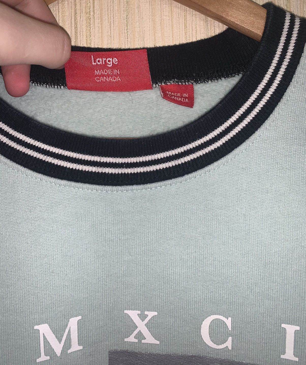 Supreme RARE FW17 Supreme sweatshirt ice blue Size US L / EU 52-54 / 3 - 4 Thumbnail