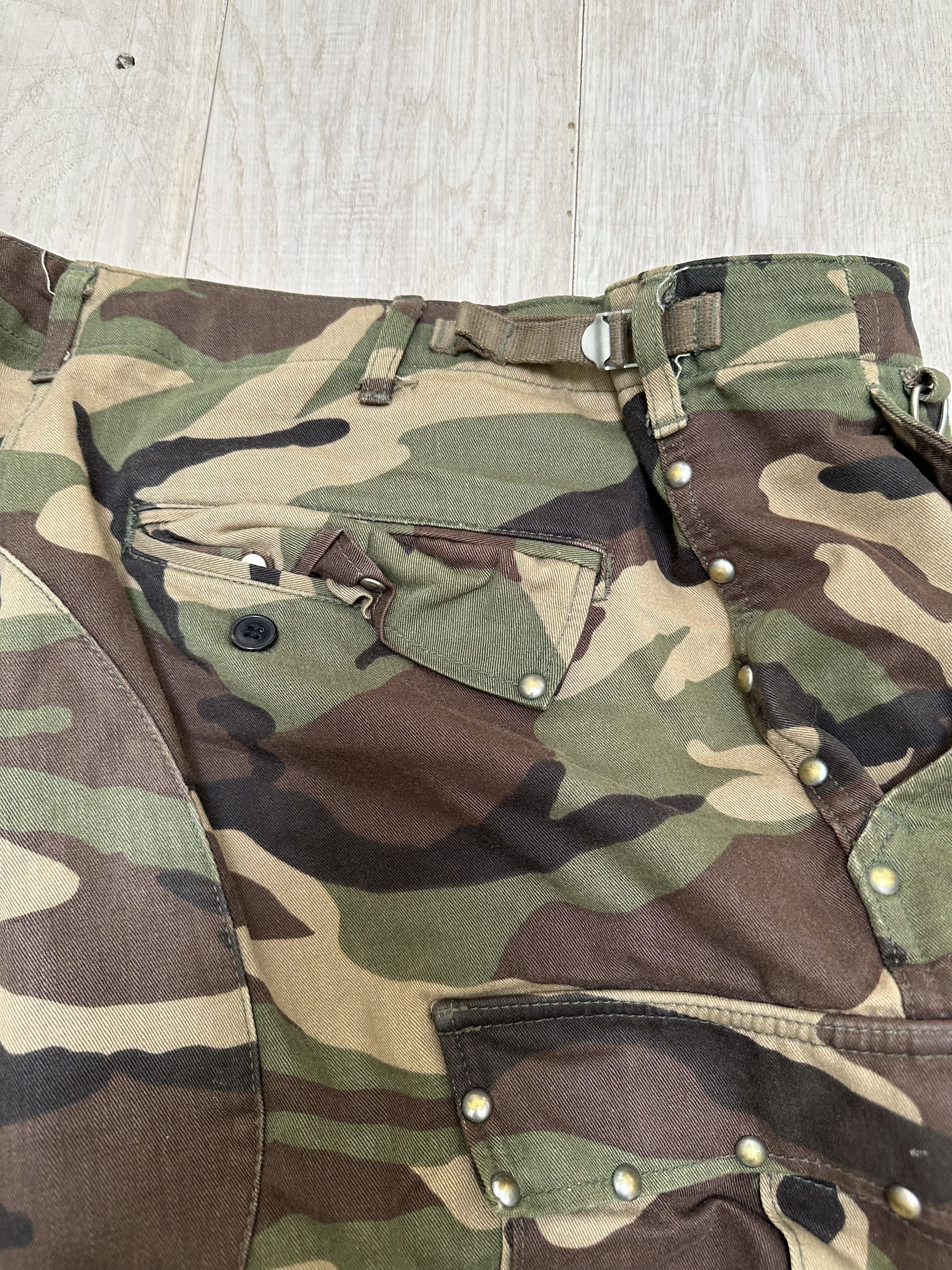 Saint Laurent Paris Camo Shorts Size XL Size US 38 / EU 54 - 7 Thumbnail