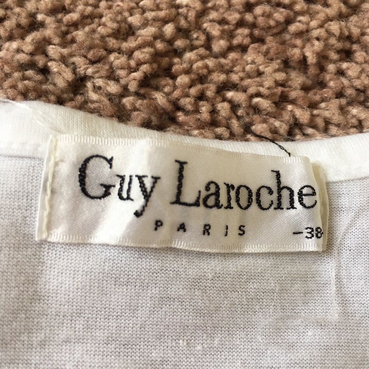 Guy Laroche multi colour spell out Size US M / EU 48-50 / 2 - 2 Thumbnail